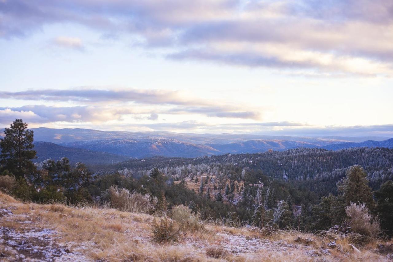 Huge Ruidoso Retreat With Game Room, Pool, 2 Balconies, 2 Kitchens - Sleeps 17! Zewnętrze zdjęcie